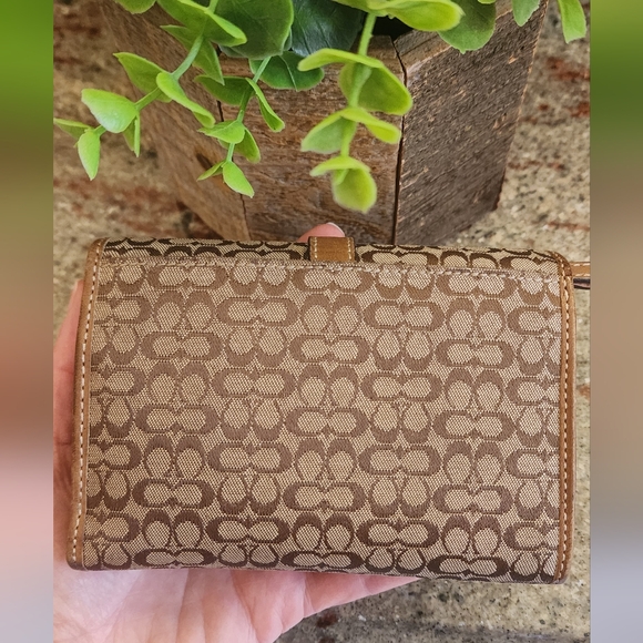 Brown Patterned Wallet - Picture 3 of 6